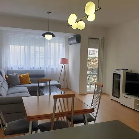 Cozy In With Free Parking Ohrid